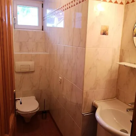 Haus Silent, 16 *